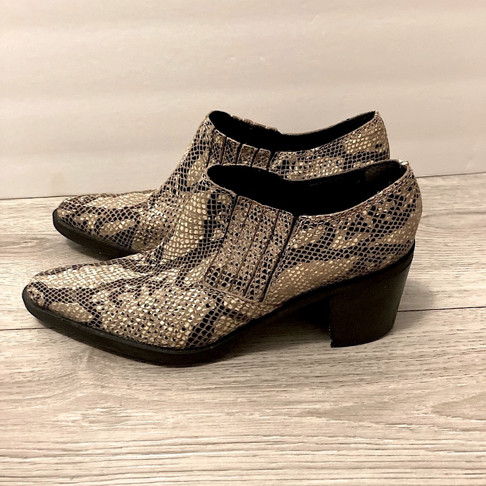 Seychelles python print bootie - Picture 3 of 9